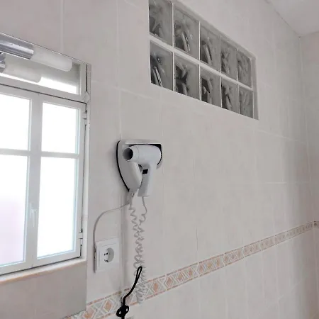 Πανσιόν The Tiles House Φάρο